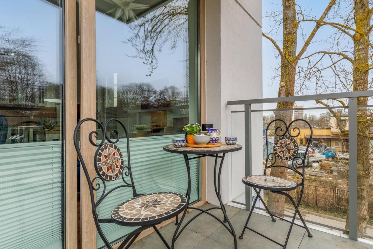 Green Square Apartment With Balcony Swinoujscie By Noclegi Renters Exteriör bild
