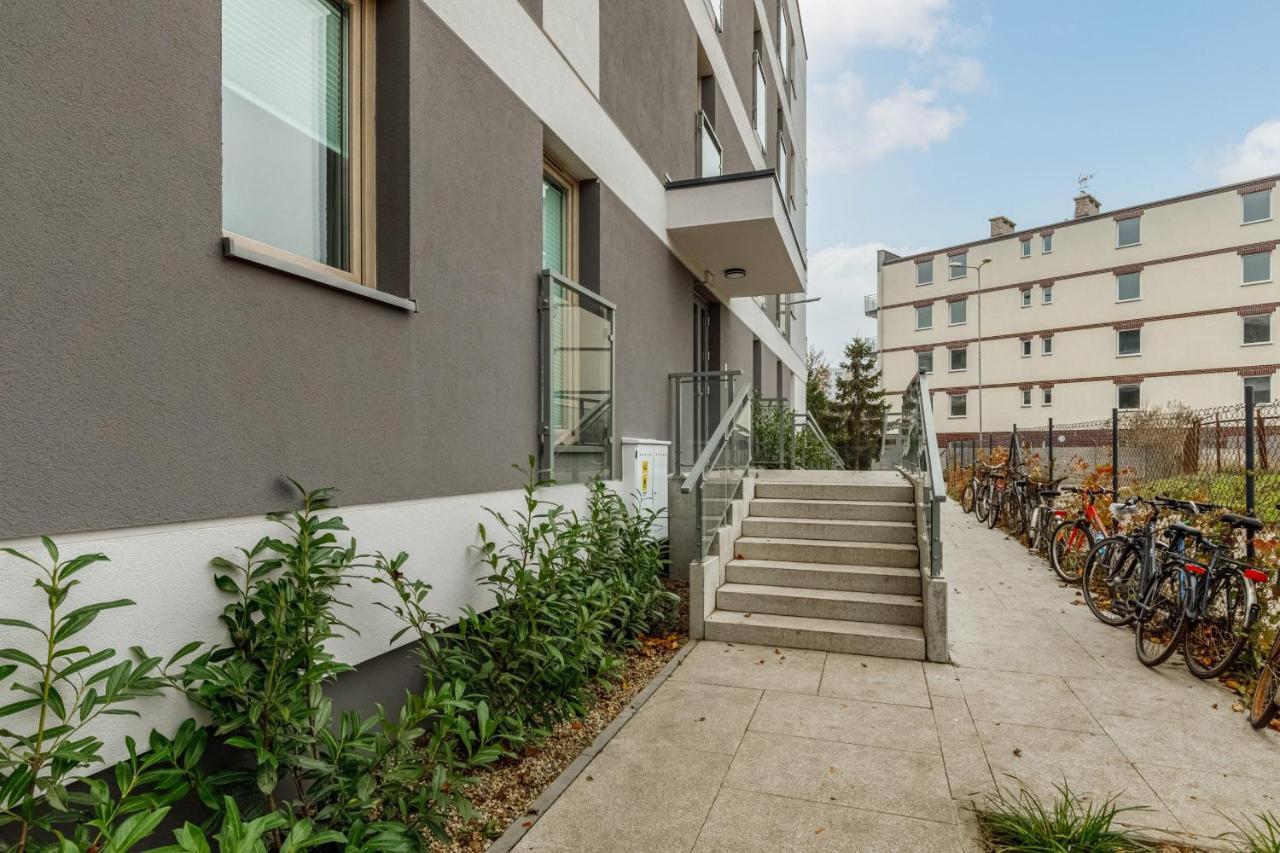 Green Square Apartment With Balcony Swinoujscie By Noclegi Renters Exteriör bild