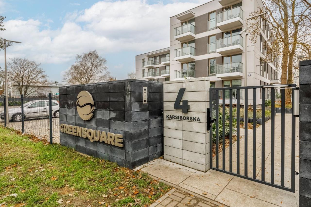Green Square Apartment With Balcony Swinoujscie By Noclegi Renters Exteriör bild